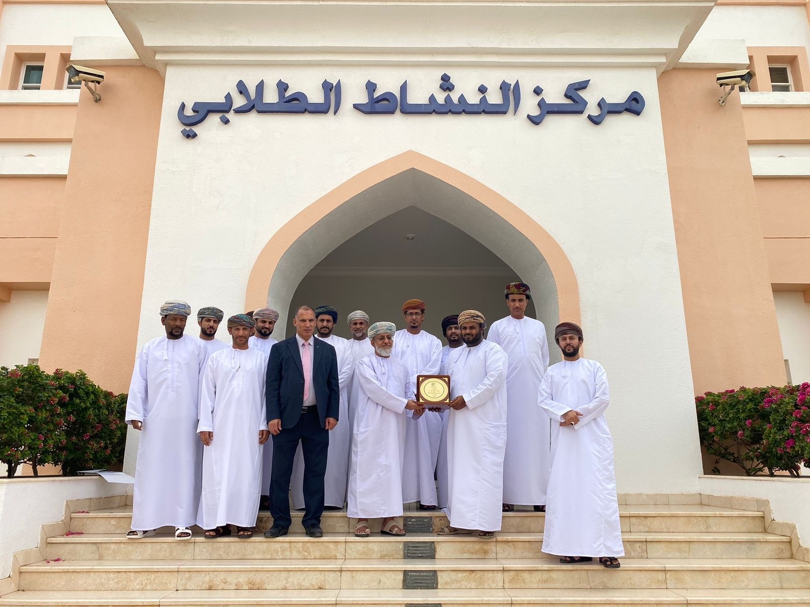 Al Sharqiya University visits Dhofar University