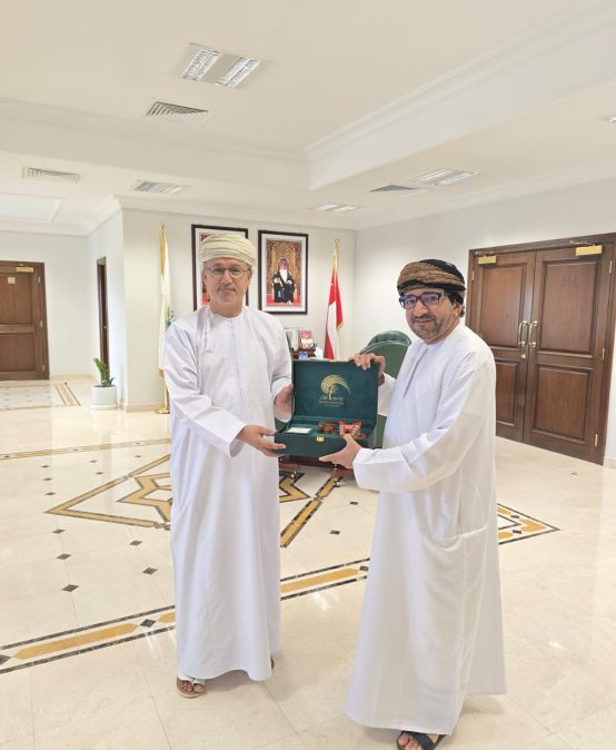 Distinguished Visit of Dean of College of Medicine and Health Sciences – Sultan Qaboos University to Dhofar University Enhances Academic Partnership